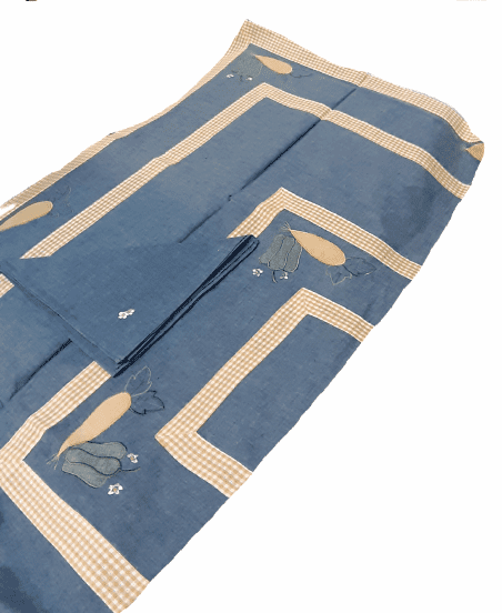 Mantel azul bordado 135 x 135 + 6 - 1