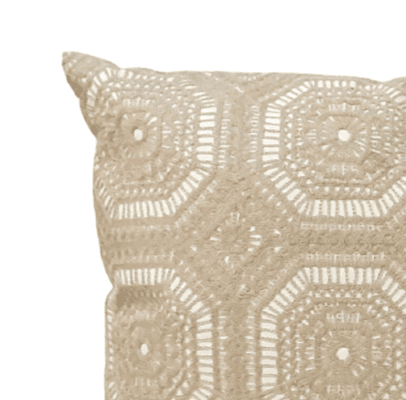Cojín ganchillo beige 45 x 45 - 2