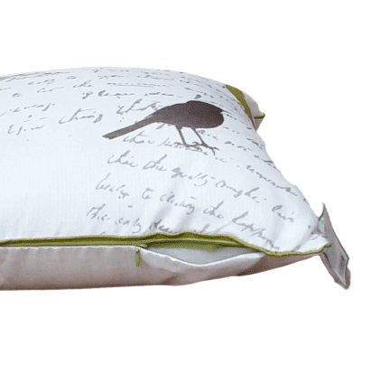 Cojín blanco letras grises 45 x 45 - 3