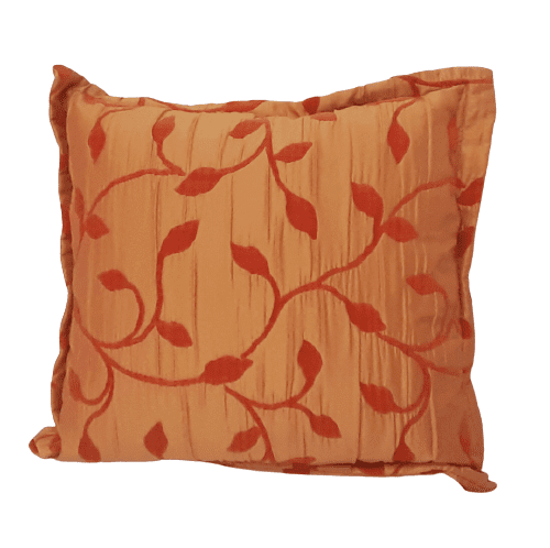 Cojín naranja raso hojitas 50 x 50