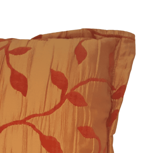 Cojín naranja raso hojitas 50 x 50 - 1