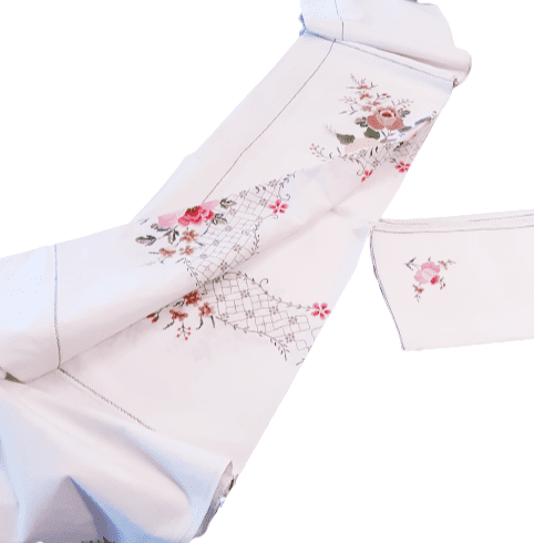 Mantelería flores 155 x 255 + 12