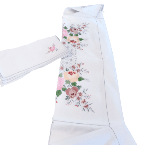 Mantelería flores 155 x 255 + 12 - 3