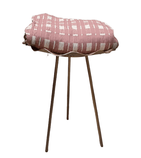 Funda de sillón cuadros beige y rosa. 1 plaza