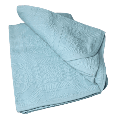 Colcha de piqué verde agua. 240 x 260