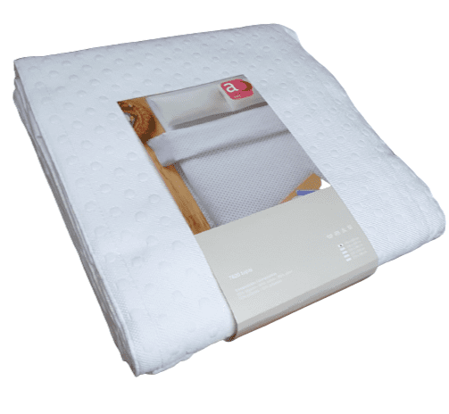 Colcha blanca lunares.  Cama 90