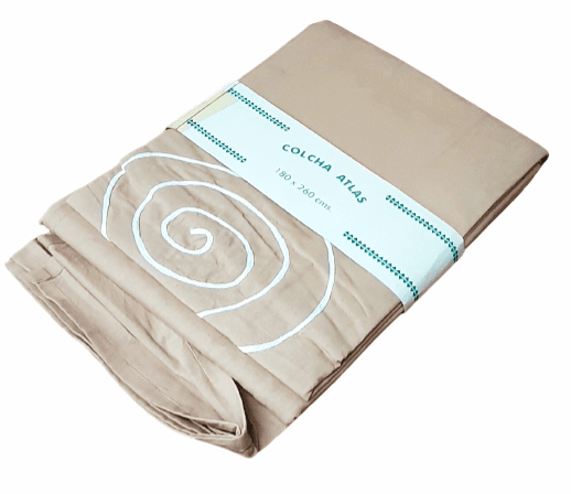 Colcha multiusos camel con estrellas.  Cama 90 - 1