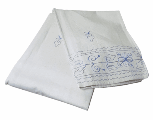 Colcha multiusos cruda bordados azul. Cama 90 - 2