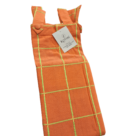 Cortina naranja presillas cuadros verdes - 3