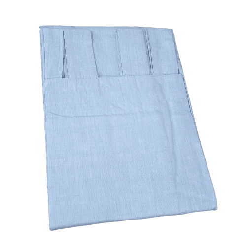 Cortina azul claro con presillas