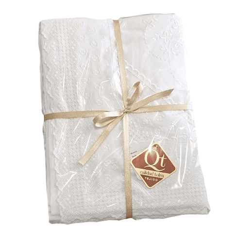 Sábanas blancas muy bordadas. Cama 135 - 5