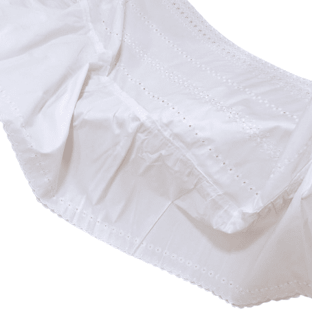 Colcha verano bordada con volante. Cama 90 - 1