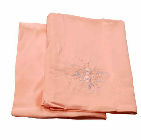 Sábanas de raso salmón bordadas. Cama 135 - 3
