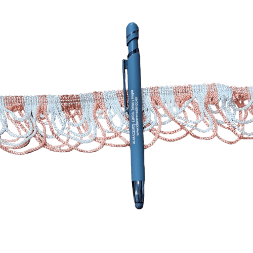 Pasamanería Flecos ondas salmón y blanco - 1
