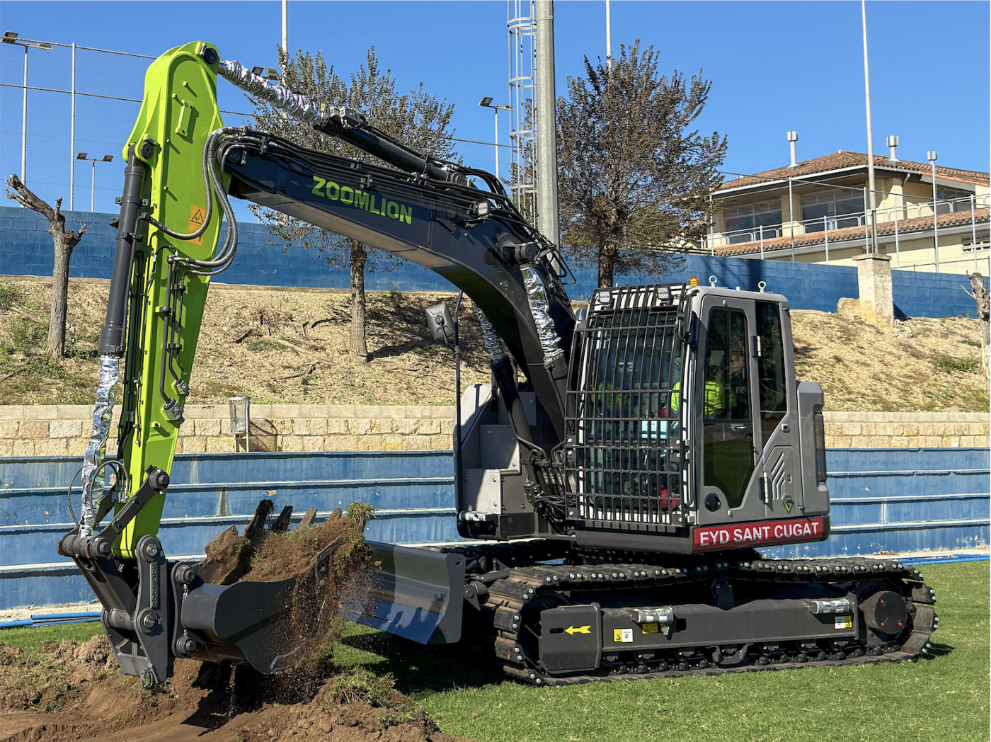 Zoomlion ZE145GU: presentación técnica de la excavadora compacta de 16TN