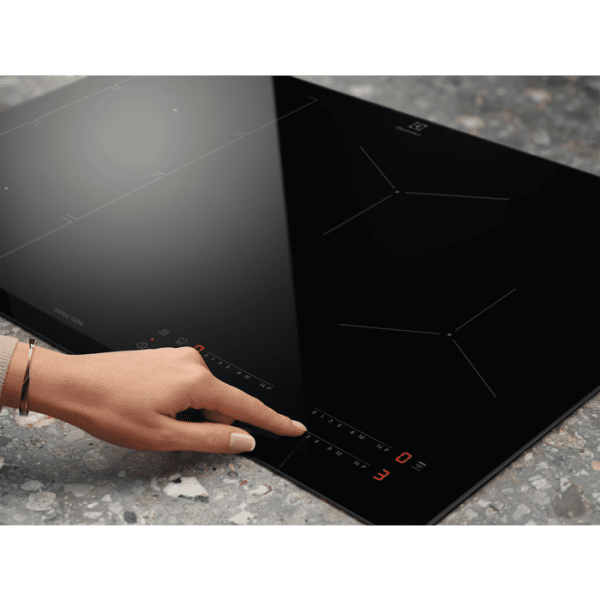 ELECTROLUX EIV83446 INDUCCION 80CM 4 ZONAS INFINITE MAX 32CM DirectAccess - 8