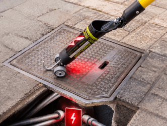 Detección segura de tensión en arquetas  y pavimento urbano
