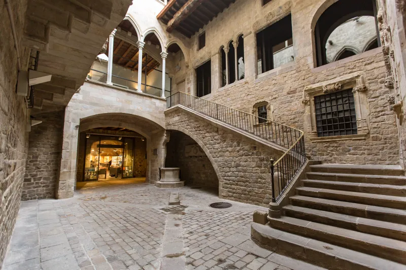 Museu Picasso, patis interiors