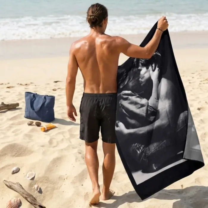 Toalla de playa negra in love 105 x 180 - 2
