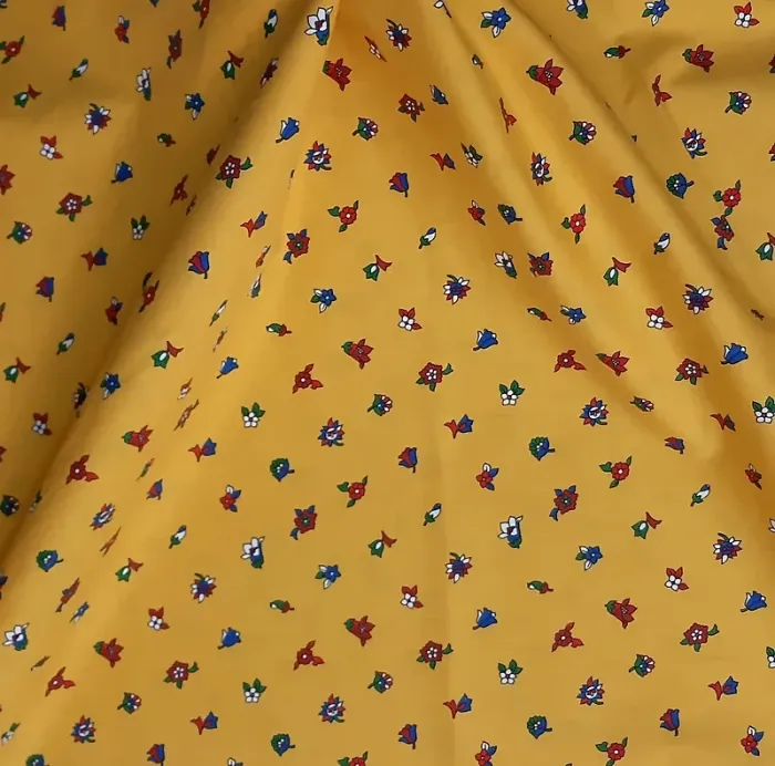 Tela Algodón 100% amarillo florecitas 150 - 4