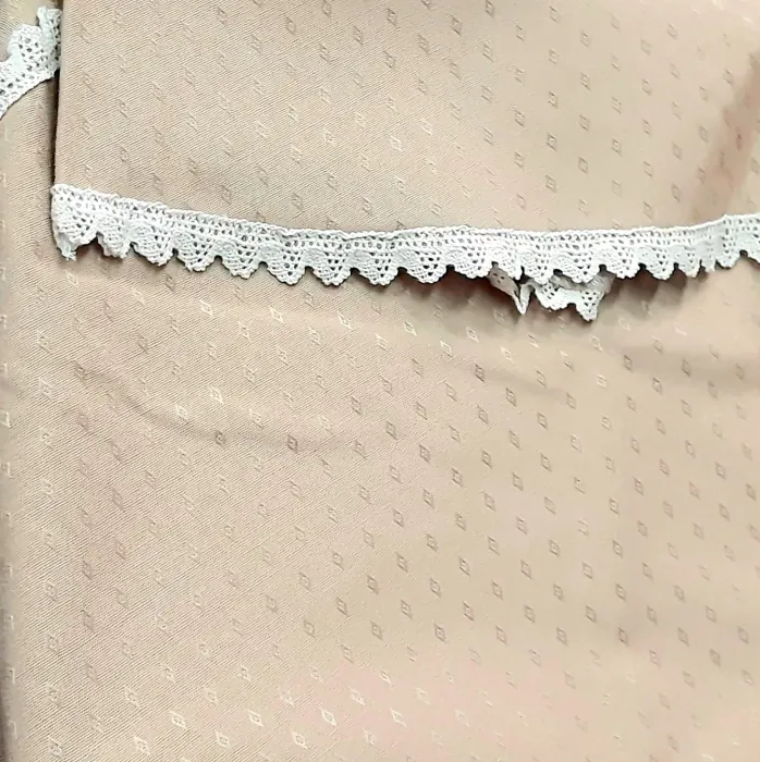 Faldilla loneta brillantina beige puntilla: 155 cm - 1