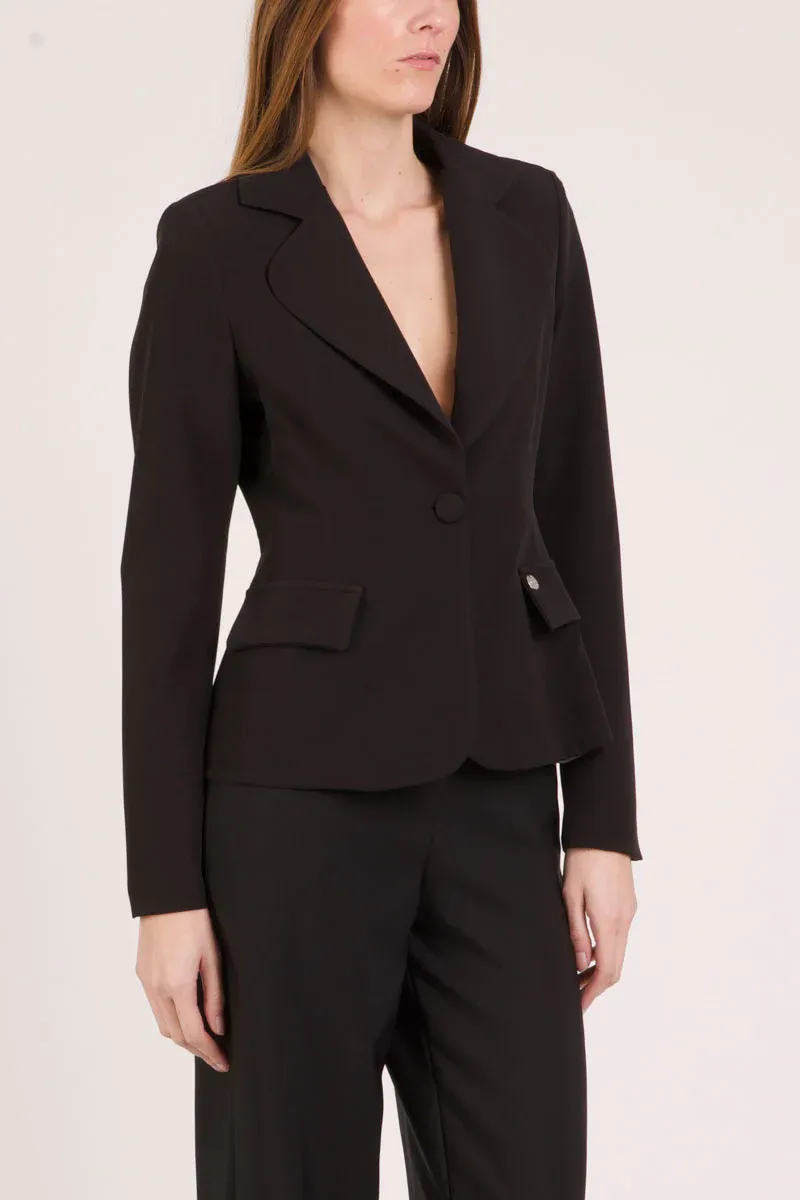 MET blazer color negro