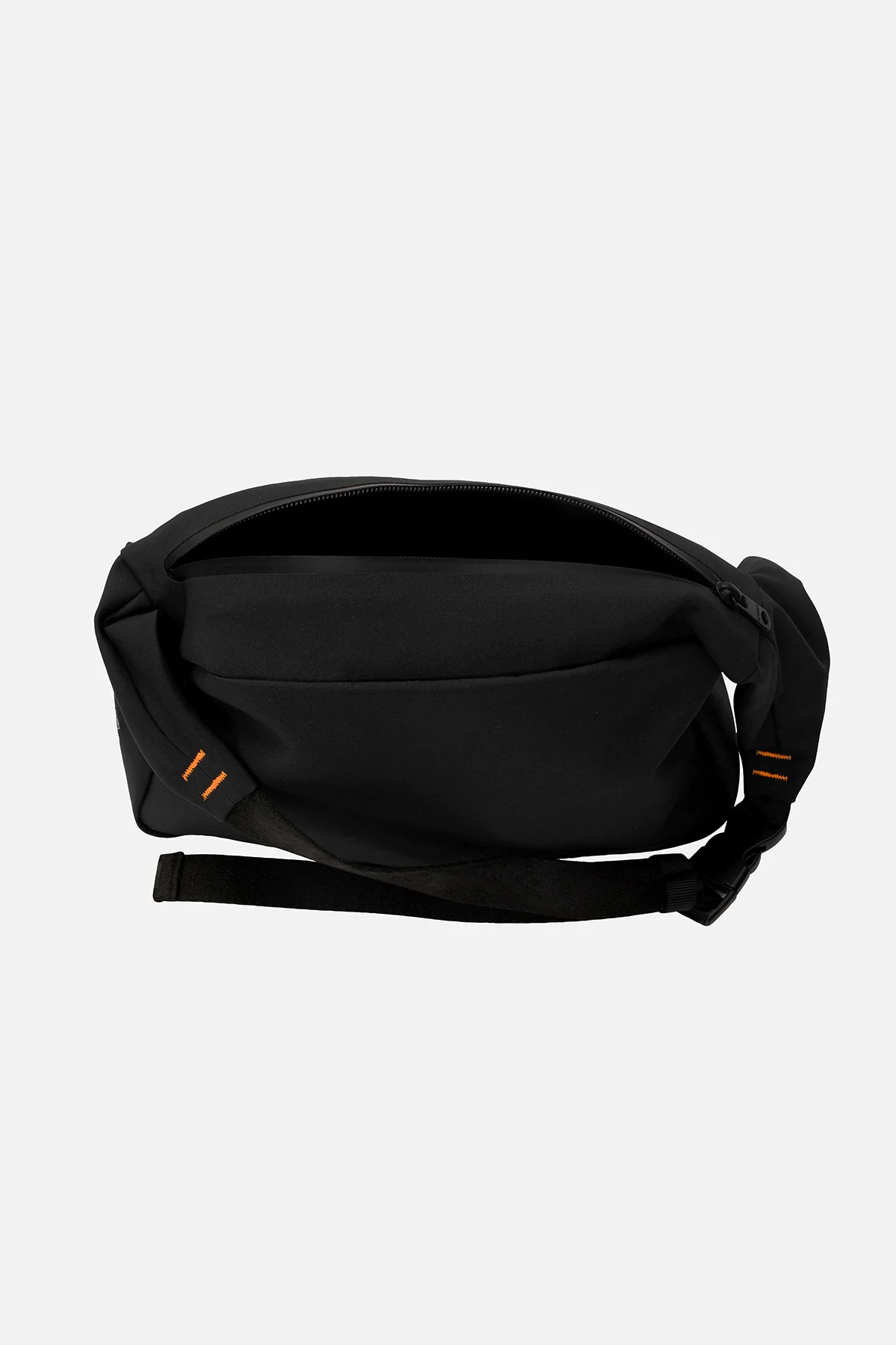 ECOALF bolso color negro con logo lateral - 2