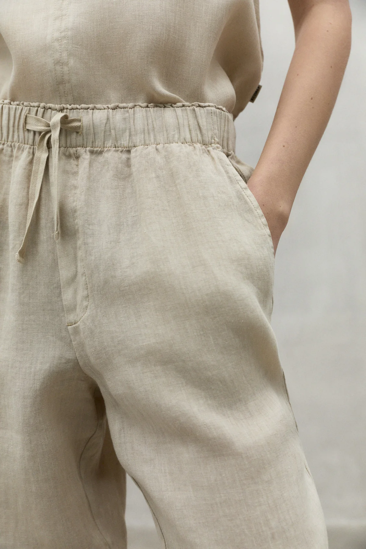 ECOALF pantalón en lino color camel - 3