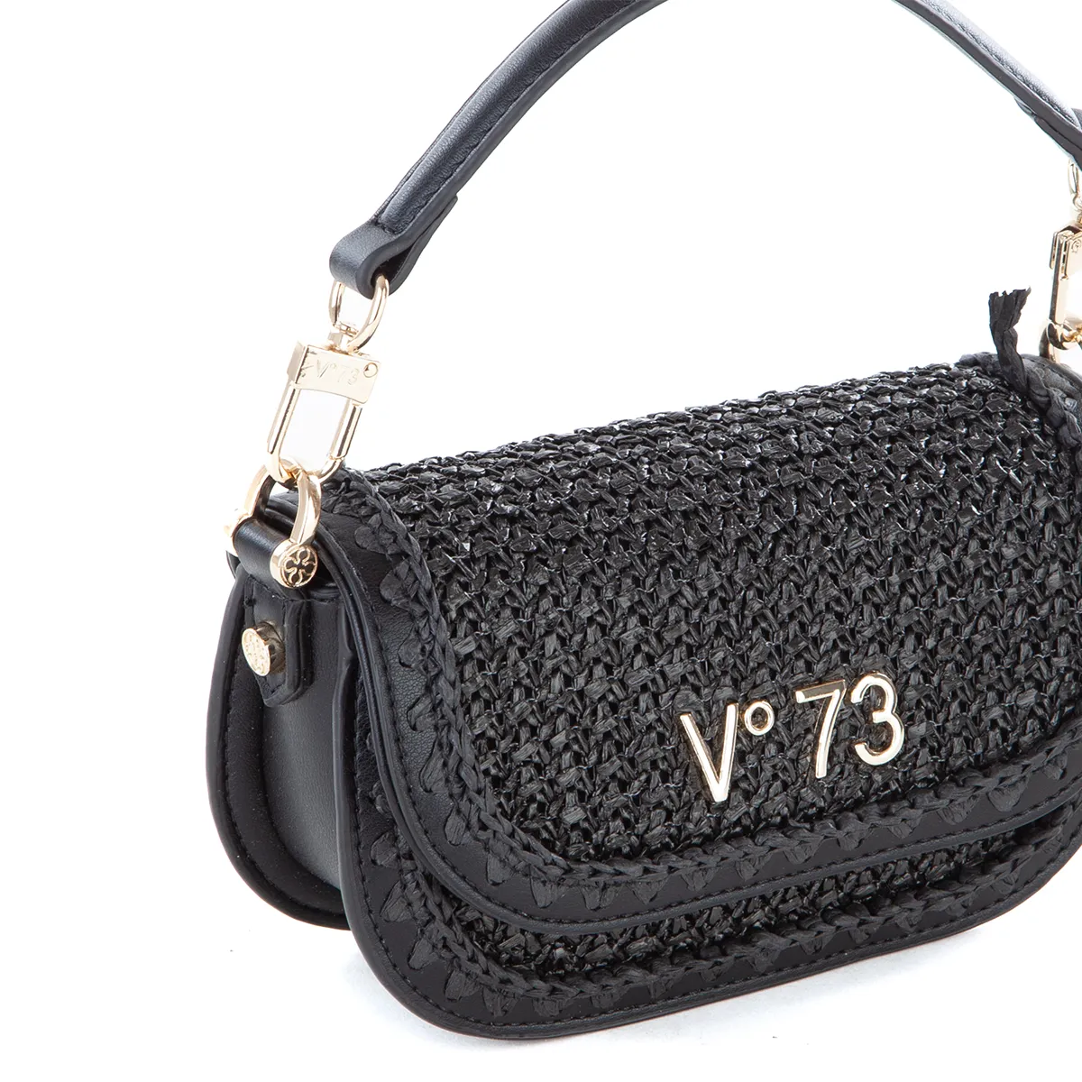 Vº73 bolso con solapa en rafia color negro