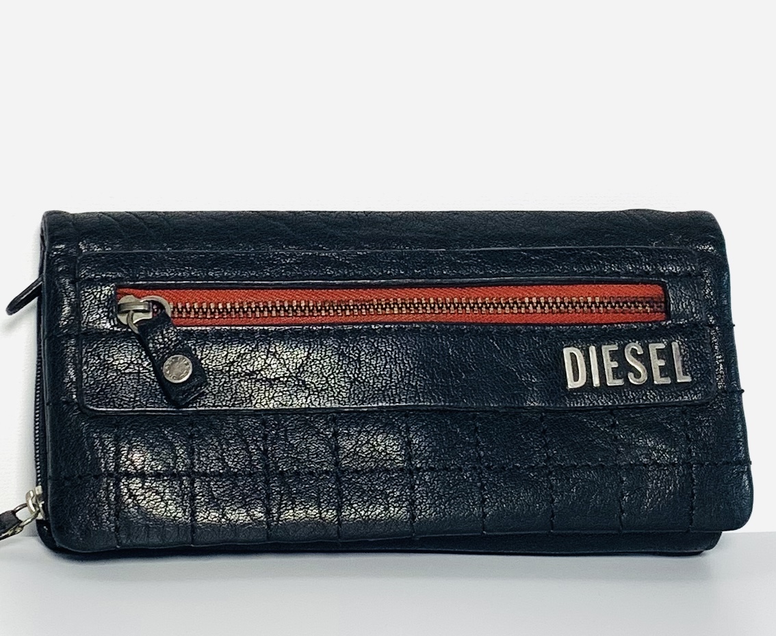 Moneder Diesel de pell negre