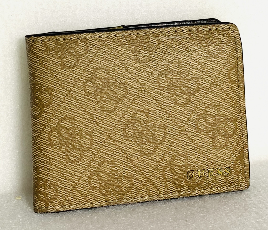 Cartera Guess de pell en beix