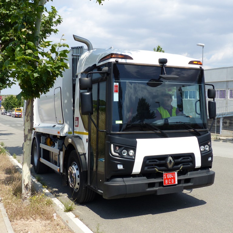 (109 Recolector carga trasera ROSROCA OLYMPUS 14 Renault ACCES 18Tn - 4