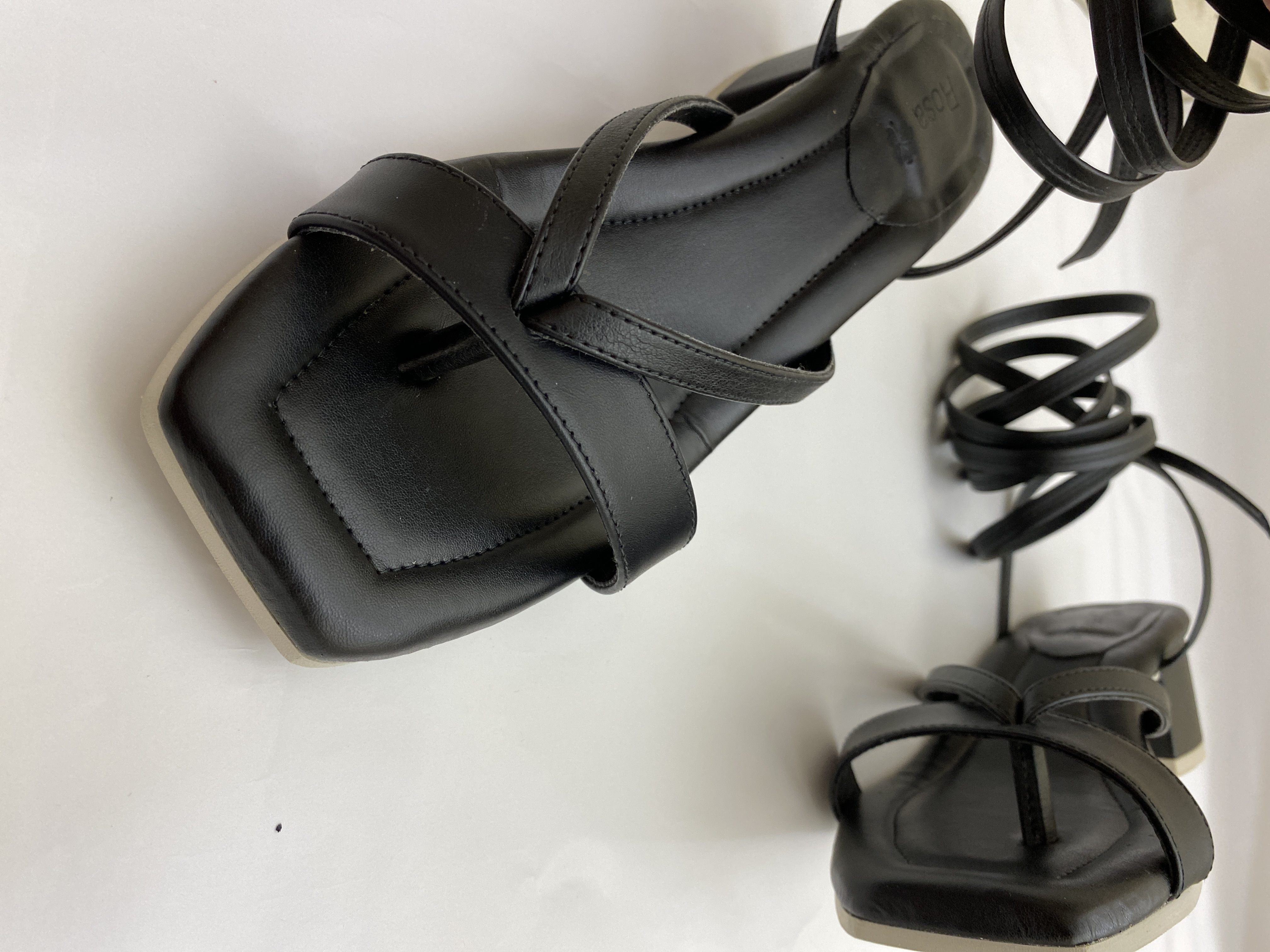 Sandalias con tiras largas - Shara - 5