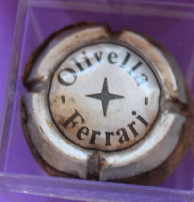 OLIVELLA FERRARI V. 0585 X. 08411 (CON TAPON Y CAJITA DE METACRILATO PARA SU EXPOSICION)