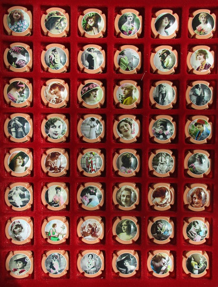 CHAMP-SORS JUEGO 48 PLACAS (MUJERES) X. 173080 A 173394