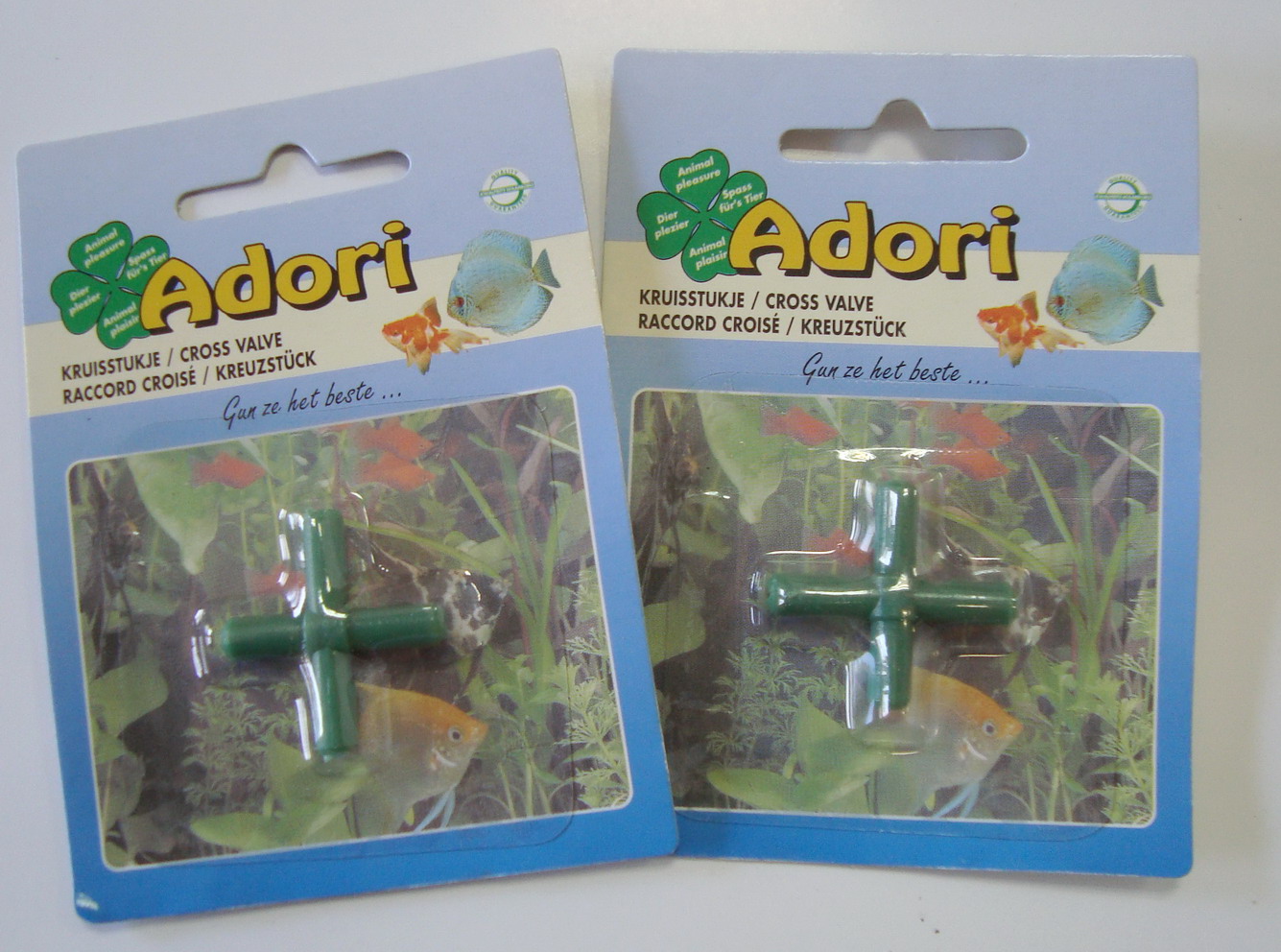 CRUZ DE PLASTICO ADORI